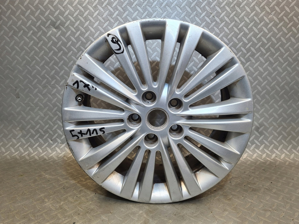 1x Alufelge 17 Zoll 5x115 44ET OP064 Opel Astra Zafira C Rim Wheel