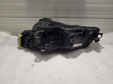 Laden Sie das Bild in den Galerie-Viewer, Frontscheinwerfer Skoda Superb III 3V1941016C Rechts Scheinwerfer Headlight SCH5882199725ca