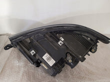 Laden Sie das Bild in den Galerie-Viewer, Frontscheinwerfer VW Passat 7L1941036B LED Rechts Scheinwerfer Headlight