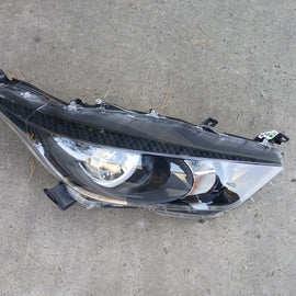 Frontscheinwerfer Toyota Yaris Rechts Scheinwerfer Headlight SCH8872366513ek