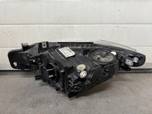 Laden Sie das Bild in den Galerie-Viewer, Frontscheinwerfer BMW 3 F30 F31 8738712-02 LED Rechts Scheinwerfer Headlight SCH6163701914qc