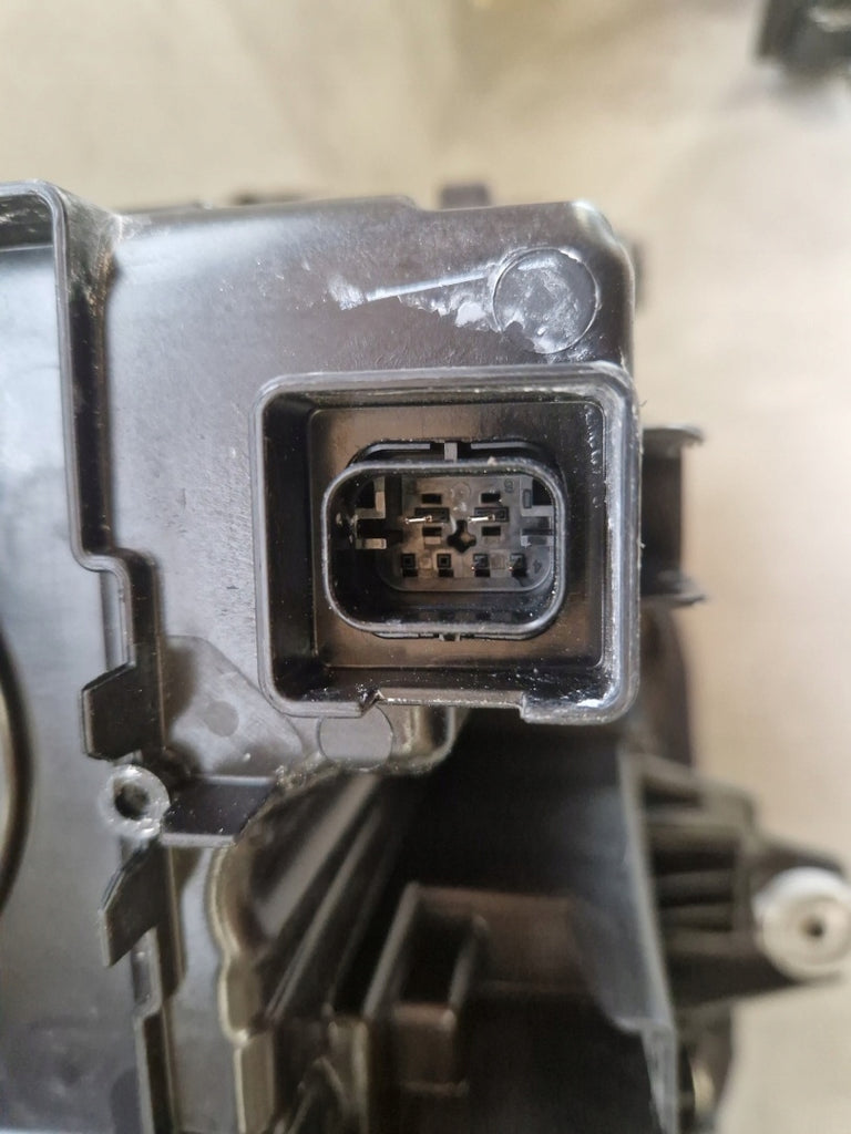 Frontscheinwerfer BMW X1 5A9A227-01 LED Links Scheinwerfer Headlight SCH6726314308yc