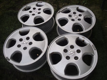Load image into Gallery viewer, 4x Alufelge 15 Zoll 6.0" 5x110 43ET Glanz Weiß Opel Zafira Rim Wheel FEL1362614678rx