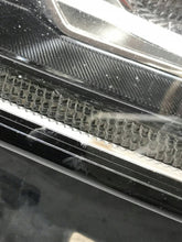 Laden Sie das Bild in den Galerie-Viewer, Frontscheinwerfer Jaguar F-Pace GX6313W029EH 0019624220PL7591 Rechts Headlight SCH1655663980ez