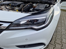Laden Sie das Bild in den Galerie-Viewer, Frontscheinwerfer Opel Astra K 39047198 Ein Stück (Rechts oder Links) Headlight SCH3043418721yb