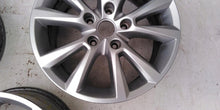 Laden Sie das Bild in den Galerie-Viewer, 1x Alufelge 18 Zoll 8.0" 5x130 53ET Glanz Silber 7P6601025C VW Touareg Rim Wheel FEL6707052649qa