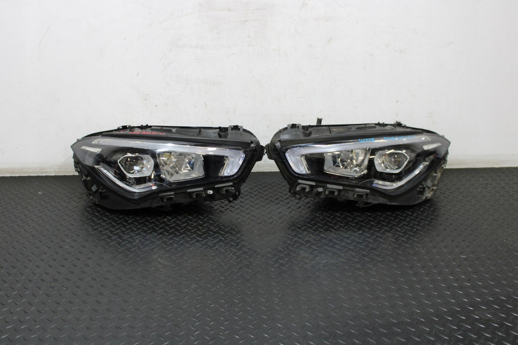 Frontscheinwerfer Mercedes-Benz Cla Amg A1189062600 A1189062500 LED Ein Satz SCH9411409993mp