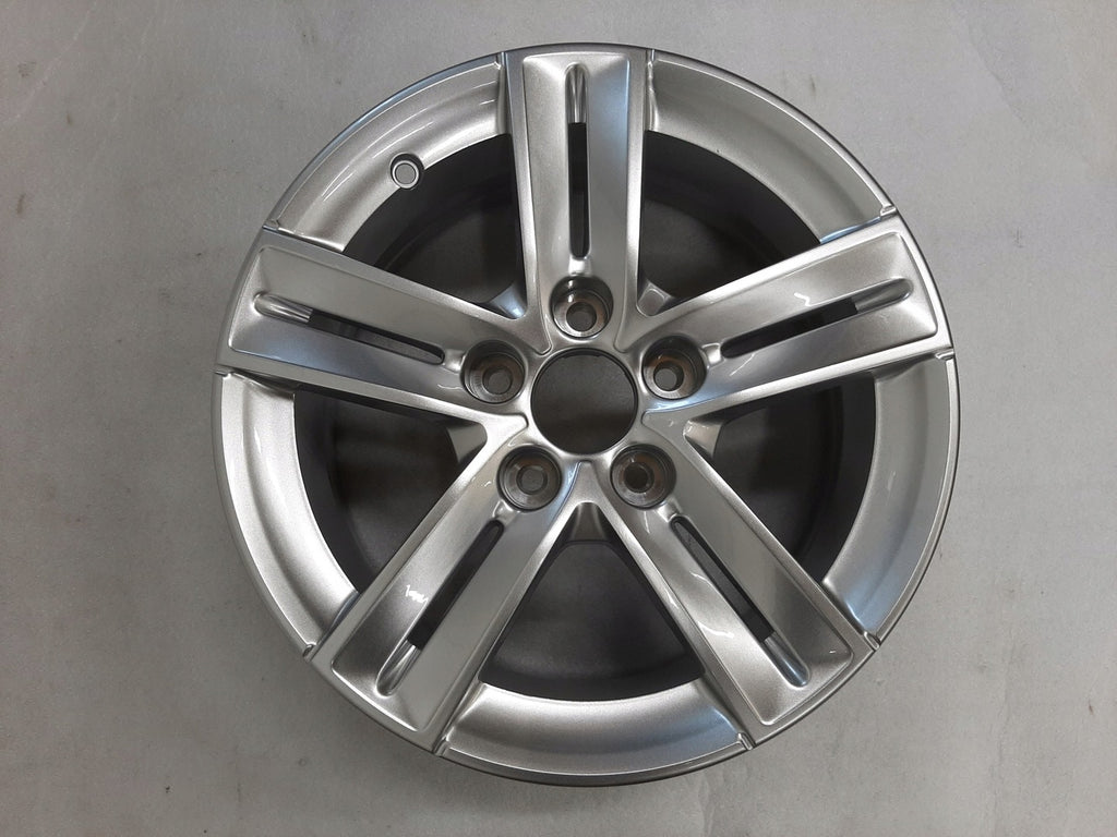 1x Alufelge 15 Zoll 6.5" 5x108 42ET Glanz Silber Peugeot 308 Sw Rim Wheel