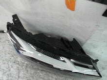 Laden Sie das Bild in den Galerie-Viewer, Frontscheinwerfer Dacia Sandero III 260107978R Full LED Rechts Headlight