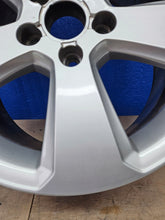 Load image into Gallery viewer, 1x Alufelge 17 Zoll 7.5" 5x112 51ET Glanz Silber 8V0601025BK Audi A3 Rim Wheel FEL6456254688rx