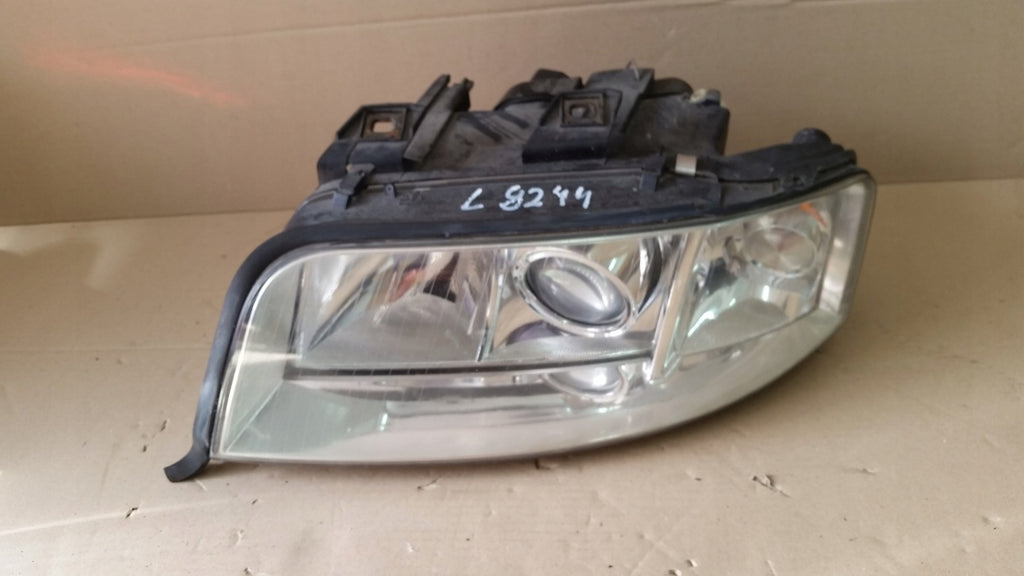 Frontscheinwerfer Audi A6 C5 15592900 Xenon Ein Stück (Rechts oder Links)