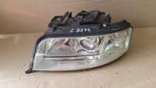 Laden Sie das Bild in den Galerie-Viewer, Frontscheinwerfer Audi A6 C5 15592900 Xenon Ein Stück (Rechts oder Links)