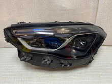 Laden Sie das Bild in den Galerie-Viewer, Frontscheinwerfer Mercedes-Benz W247 A2479064104 Full LED Links Headlight SCH9398732074ur
