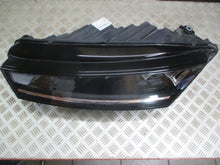 Laden Sie das Bild in den Galerie-Viewer, Frontscheinwerfer Skoda Octavia IV 5E4941015 LED Links Scheinwerfer Headlight SCH9653731228ys