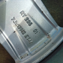 Laden Sie das Bild in den Galerie-Viewer, 1x Alufelge 17 Zoll 7.0" 5x108 46ET Glanz Silber RRC501850 Land Rover Freelander FEL7146493924uw