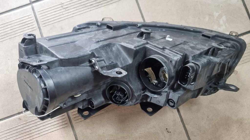 Frontscheinwerfer VW Golf VI 5k1 5K1941005P 89319331 Rechts oder Links SCH2084617173ic