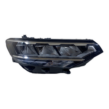 Laden Sie das Bild in den Galerie-Viewer, Frontscheinwerfer VW Passat 3G1941036P 90172735 FULL LED Rechts Headlight