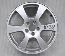 Laden Sie das Bild in den Galerie-Viewer, 1x Alufelge 17 Zoll 7.5&quot; 5x108 55ET 30671480 Volvo Xc70 Xc60 Rim Wheel