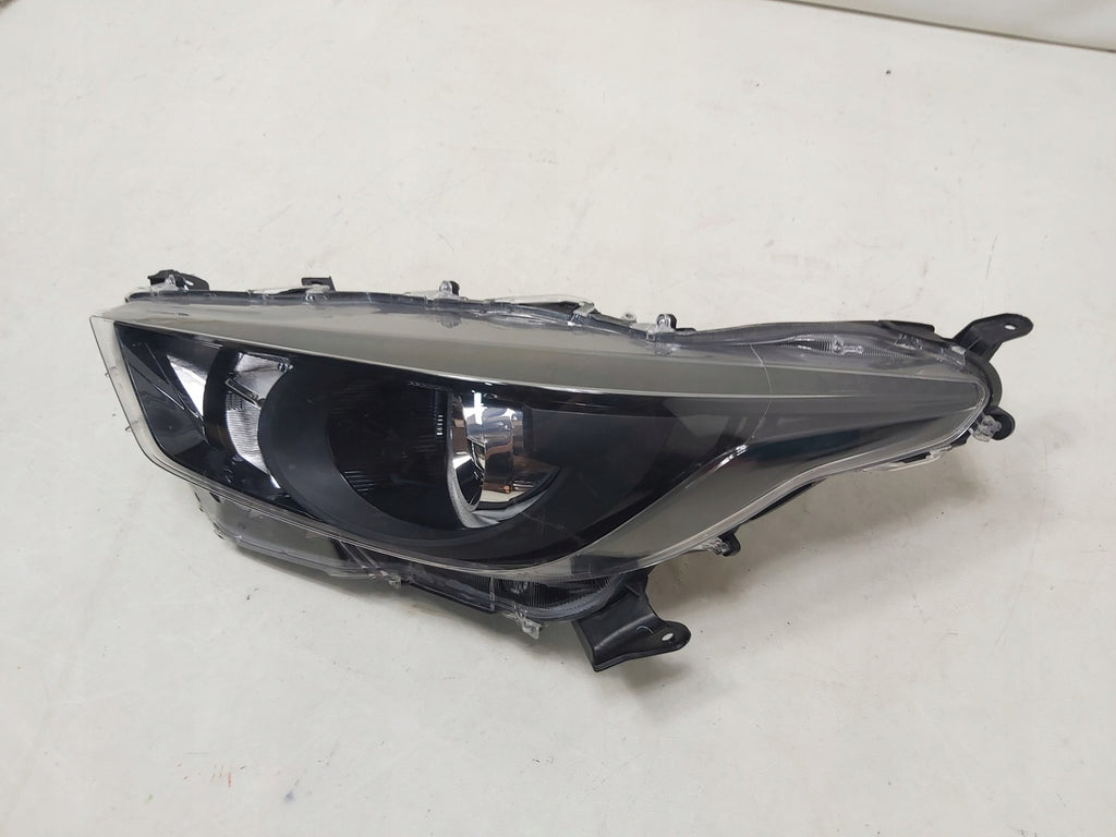 Frontscheinwerfer Toyota 4 Yaris LED Links Scheinwerfer Headlight