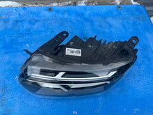 Laden Sie das Bild in den Galerie-Viewer, Frontscheinwerfer Dacia Duster 260602465R Links Scheinwerfer Headlight SCH9871569262fg