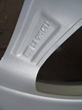 Load image into Gallery viewer, 1x Alufelge 16 Zoll 7.0" 5x108 48ET Glanz Silber GR70638P81-0 Rim Wheel FEL1044391790zt