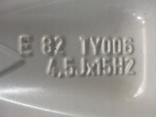 Load image into Gallery viewer, 1x Alufelge 15 Zoll 4.5" 4x100 35ET Toyota Aygo Rim Wheel FEL8012525758wx