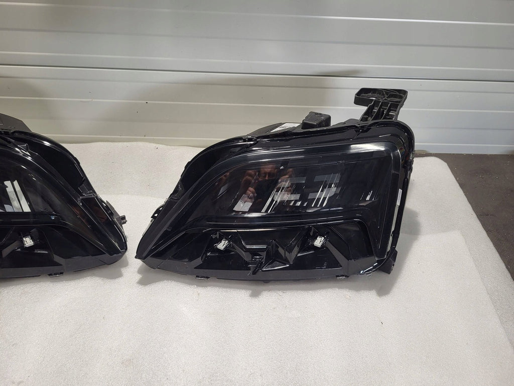 Frontscheinwerfer Renault 5 260105980R Ein Satz Scheinwerfer Headlight SCH6117608696fv