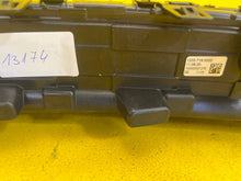 Laden Sie das Bild in den Galerie-Viewer, Frontscheinwerfer VW T7 7T0941653A LED Ein Satz Scheinwerfer Headlight