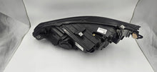 Laden Sie das Bild in den Galerie-Viewer, Frontscheinwerfer VW Golf VIII 5H1941006C LED Rechts Scheinwerfer Headlight SCH1881321482gv