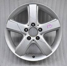 Laden Sie das Bild in den Galerie-Viewer, 1x Alufelge 16 Zoll 6.0&quot; 5x112 46ET Glanz Silber A1694010302 Mercedes-Benz W245