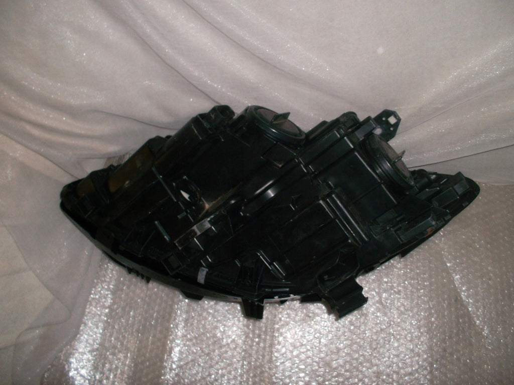 Frontscheinwerfer Mercedes-Benz W246 A2468205361 A2468205461 Rechts oder Links SCH8939690408ib