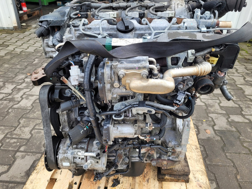 Motor Toyota Avensis Verso 1AD 2.0 126PS Diesel Engine Komplett
