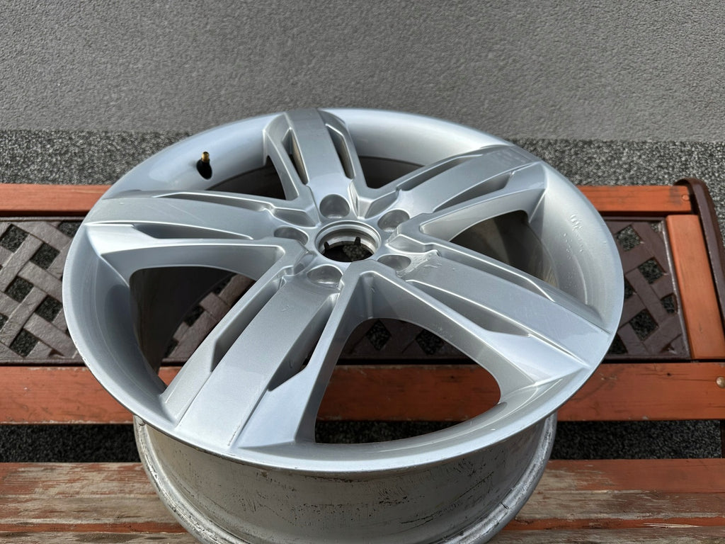 1x Alufelge 18 Zoll 7.5" 5x112 51ET Glanz Silber 1P0601025N Seat Leon Rim Wheel