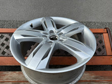 Load image into Gallery viewer, 1x Alufelge 18 Zoll 7.5&quot; 5x112 51ET Glanz Silber 1P0601025N Seat Leon Rim Wheel