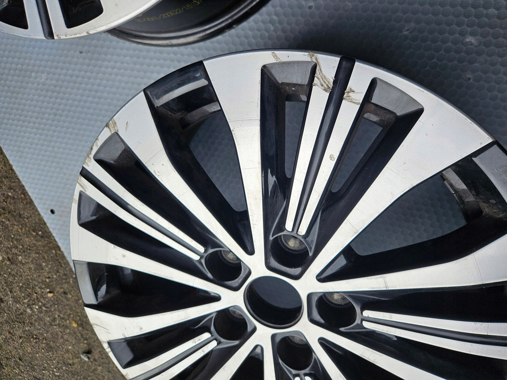 1x Alufelge 16 Zoll 6.5" 5x114.3 44ET Glanz Schwarz 403007870R Renault Rim Wheel