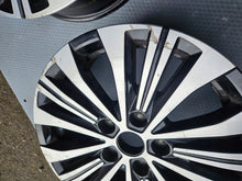 Laden Sie das Bild in den Galerie-Viewer, 1x Alufelge 16 Zoll 6.5&quot; 5x114.3 44ET Glanz Schwarz 403007870R Renault Rim Wheel