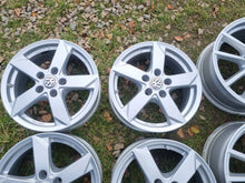 Load image into Gallery viewer, 4x Alufelge 16 Zoll 6.5" 5x112 46ET Glanz VW Golf Rim Wheel FEL7516435868ix