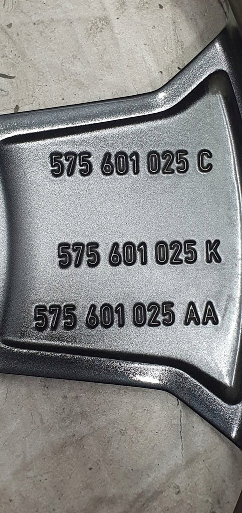 1x Alufelge 17 Zoll 7.0" 5x112 45ET Glanz Graphit 575601025C- Mg Ateca Kh7 Khp FEL7194936244pv