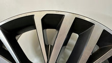 Load image into Gallery viewer, 1x Alufelge 18 Zoll 7.5" 5x112 46ET Glanz Graphit 5FA601025 Mg Leon Rim Wheel FEL3556550770ln