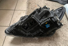 Load image into Gallery viewer, Frontscheinwerfer Mercedes-Benz Vito A4479064600 LED Rechts oder Links SCH6368239815bt