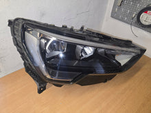 Laden Sie das Bild in den Galerie-Viewer, Frontscheinwerfer Audi Q3 Rechts Scheinwerfer Headlight SCH9062338110fq