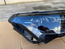 Laden Sie das Bild in den Galerie-Viewer, Frontscheinwerfer Skoda Enyaq 5LB941016A Full LED Ein Stück (Rechts oder Links)