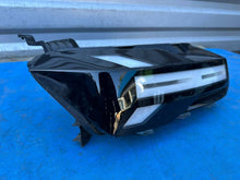 Laden Sie das Bild in den Galerie-Viewer, Frontscheinwerfer Dacia Spring 266007890R BBG24DRLR401LN5004RR Vorderseite SCH8609343155ug