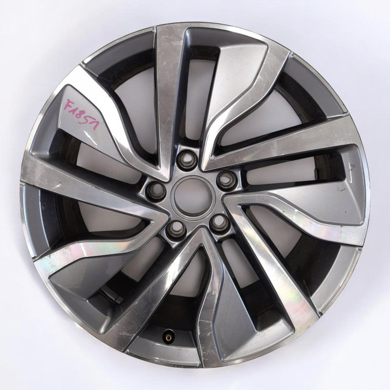 1x Alufelge 18 Zoll 7.0" 5x112 VW T-Roc Rim Wheel