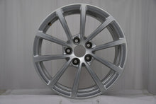 Laden Sie das Bild in den Galerie-Viewer, 1x Alufelge 17 Zoll 7.5" 5x112 36ET Glanz Silber 4K0601025 Audi Rim Wheel FEL9447895306eh
