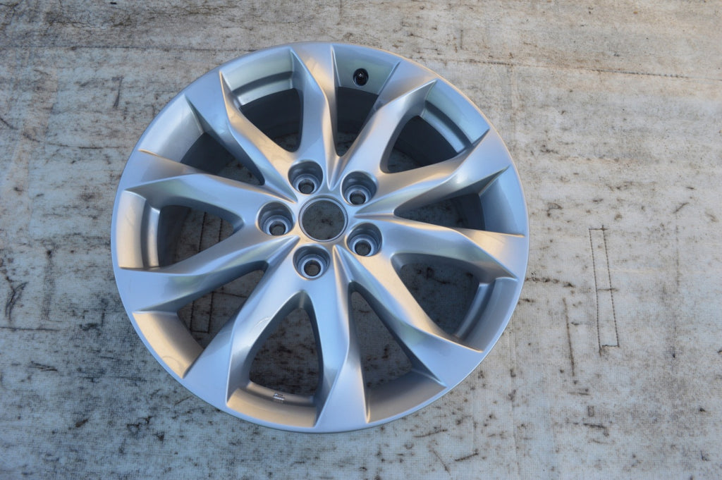 1x Alufelge 18 Zoll 7.0" 5x114.3 50ET Silber 9965227080A Mazda Cx-3 Cx3 FEL2549562050qf