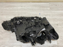 Laden Sie das Bild in den Galerie-Viewer, Frontscheinwerfer BMW 3 F30 F31 Xenon Links Scheinwerfer Headlight SCH7659261803um