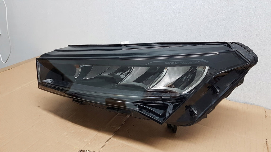 Frontscheinwerfer Skoda Enyaq 5LB941015F Full LED Links Scheinwerfer Headlight