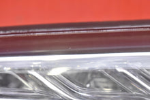 Load image into Gallery viewer, Frontscheinwerfer Hyundai Kona -1048621- Links Scheinwerfer Headlight SCH3791189092yk