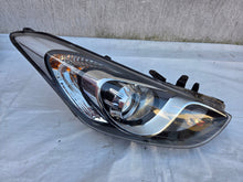 Load image into Gallery viewer, Frontscheinwerfer Hyundai I30 92102-A6060 Rechts Scheinwerfer Headlight SCH4817863532ir